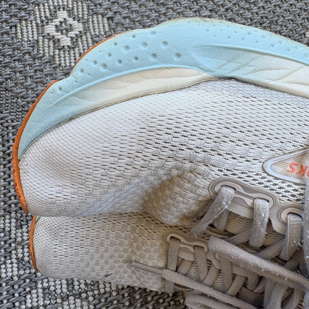 Brooks Glycerin 21 Womens 8.5 beige/grey Running Walking 1204081B195 Sneaker - Picture 14 of 16